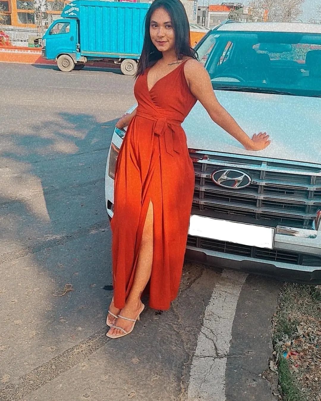 female call girl in Daman